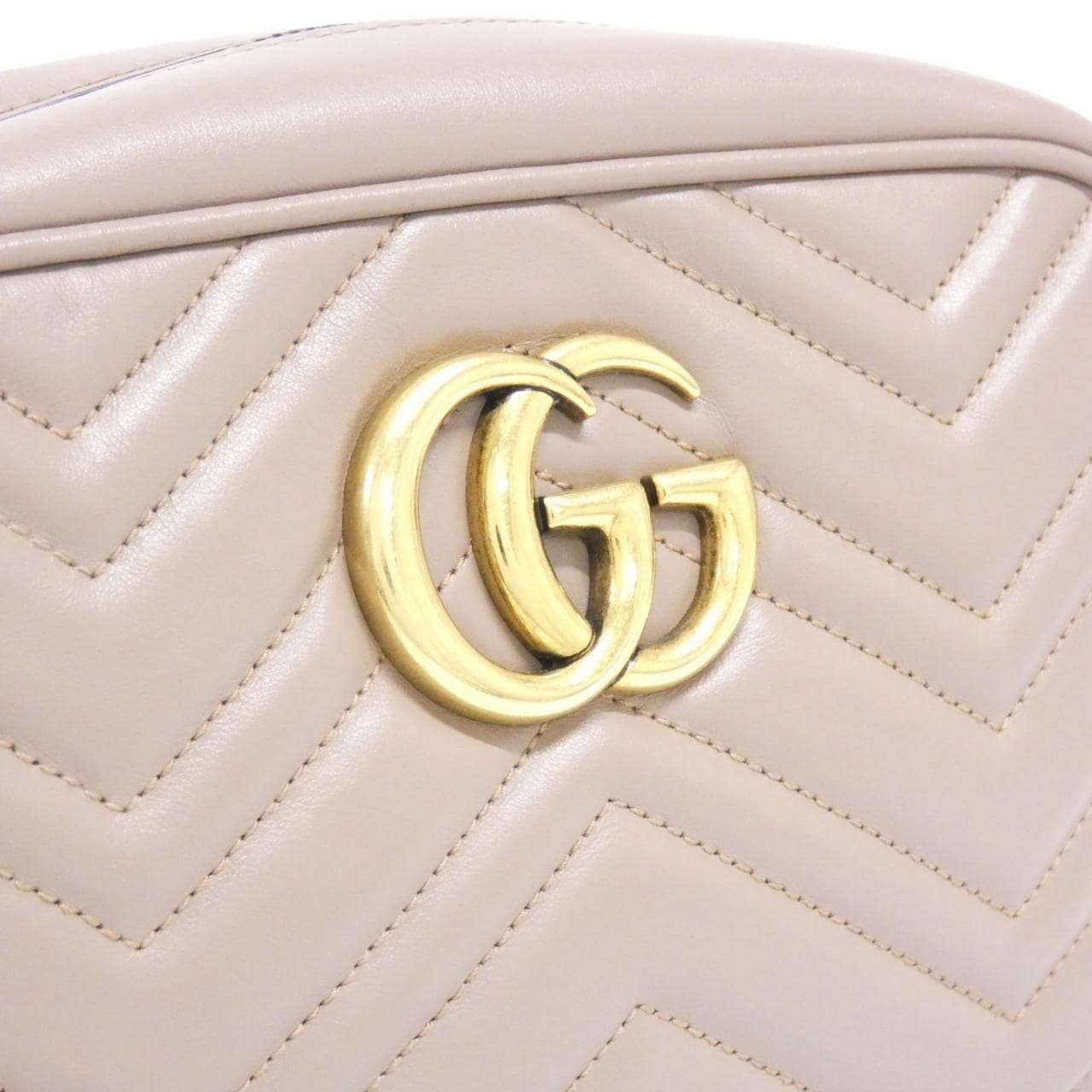 グッチ GG MARMONT 447632 DTD1T ショルダーバッグ
