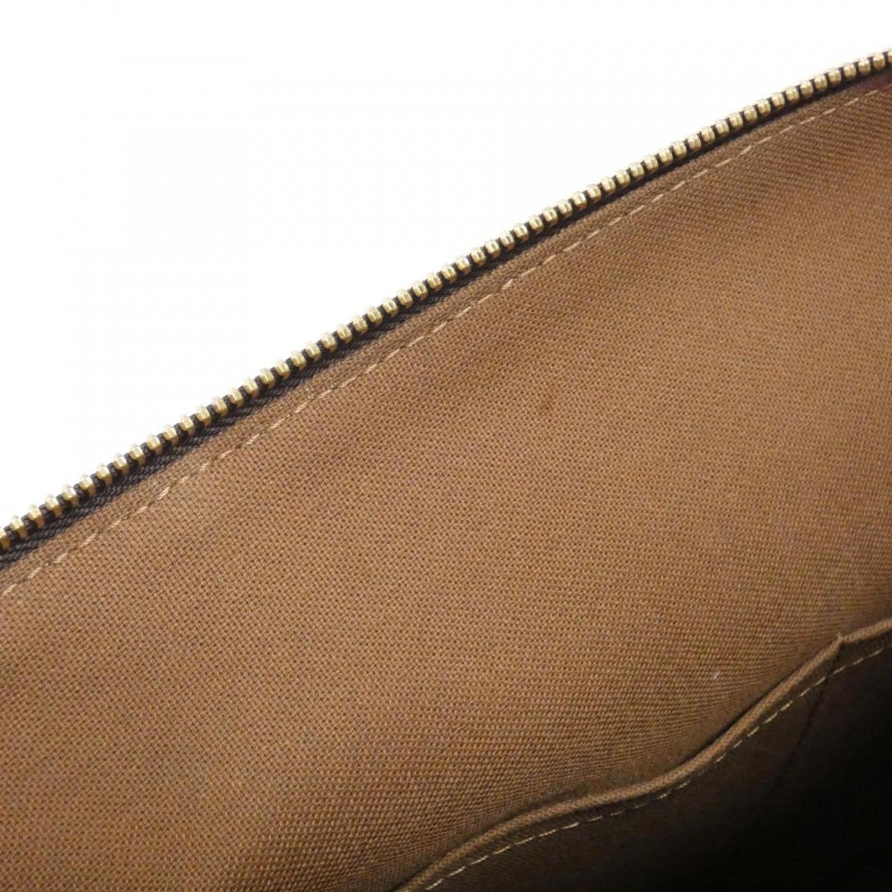 ルイヴィトン モノグラム トータリー MM M56689 バッグ