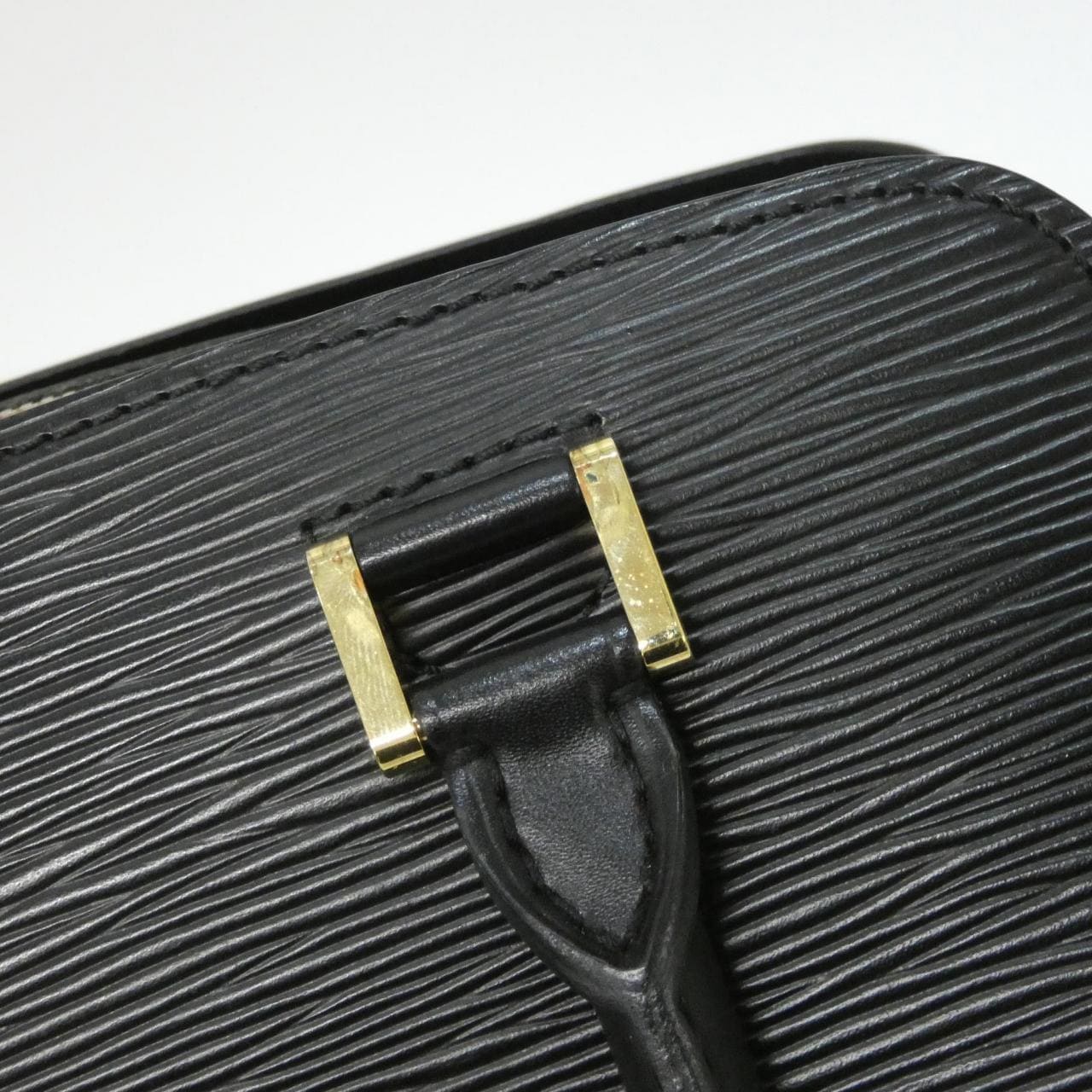 ルイヴィトン エピ ポンヌフ M52052 バッグ