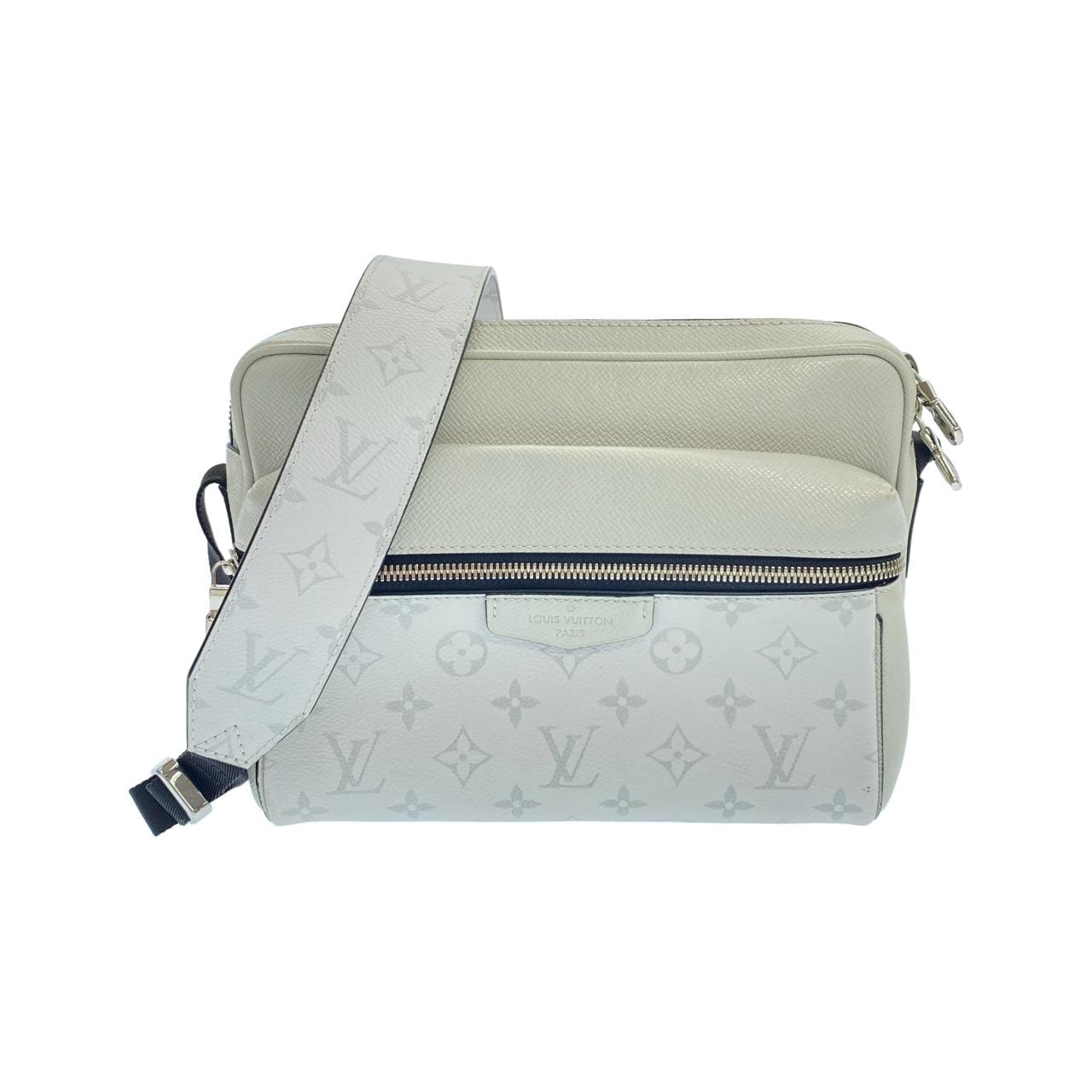 ルイヴィトン タイガ ラマ アウトドア メッセンジャー PM M30243 ショルダーバッグ