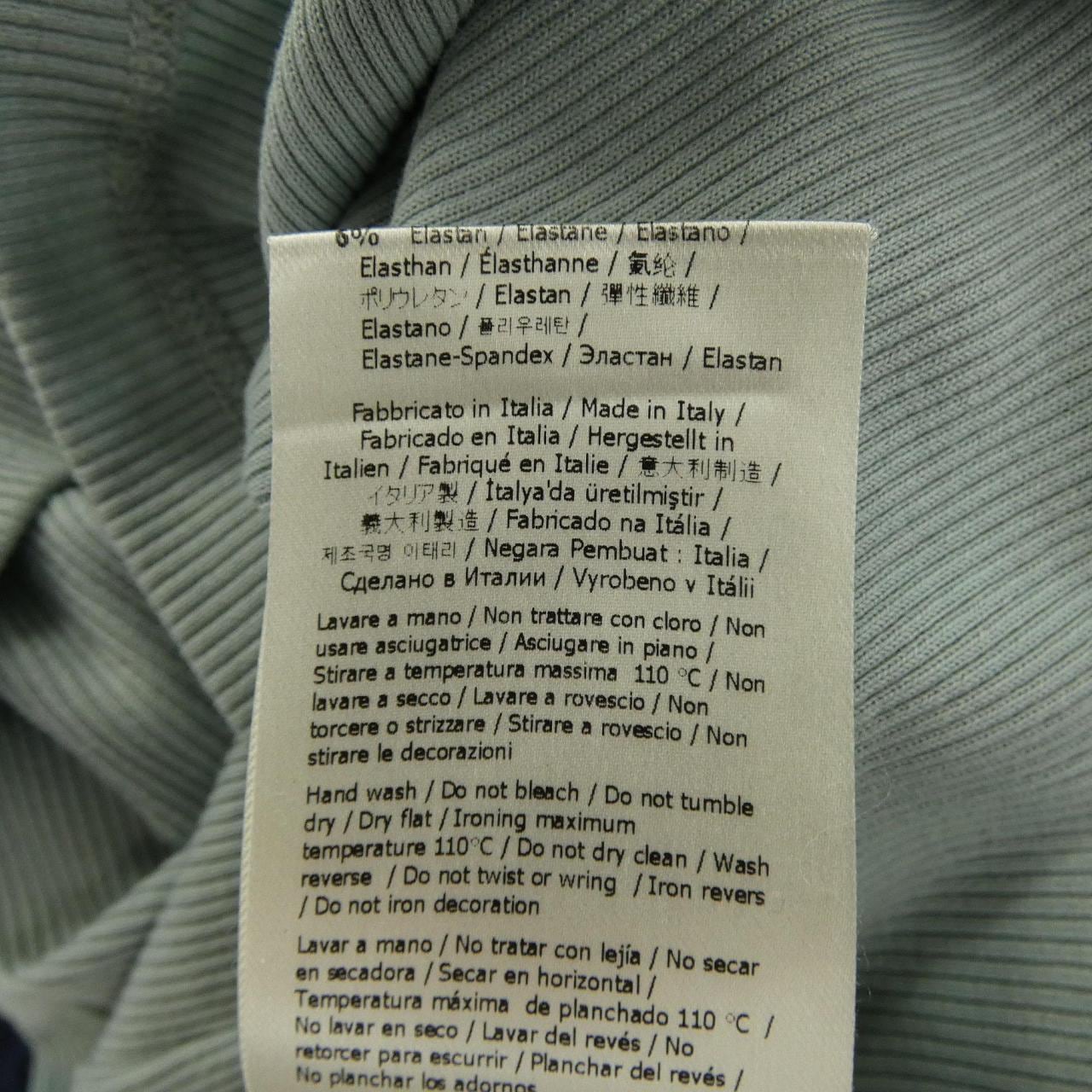 フェンディ FENDI FS8110 ANQM Tシャツ