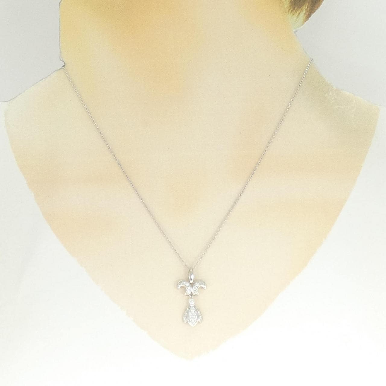 ロイヤル アッシャー ダイヤモンド ネックレス 0.35CT