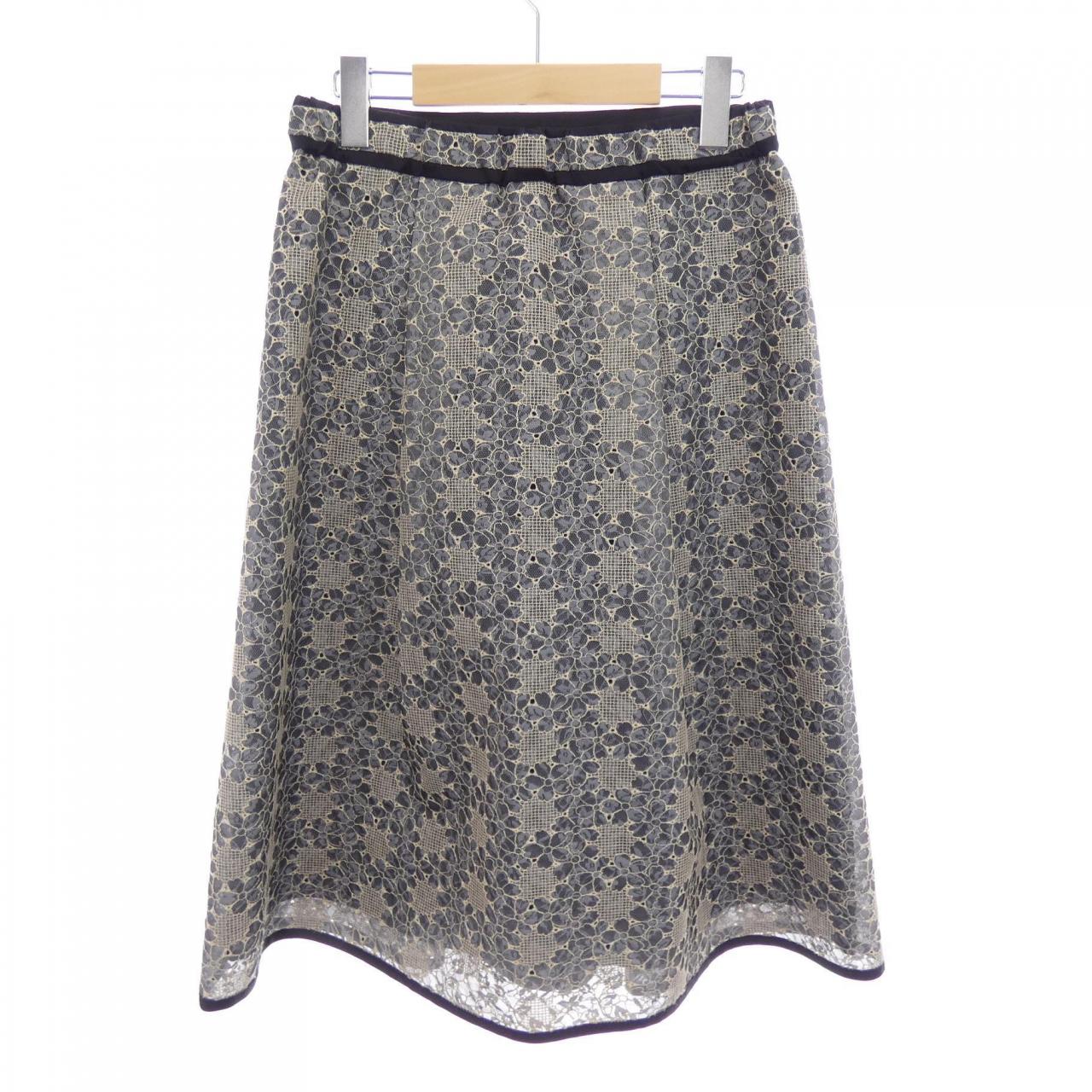 トゥービーシック TO BE CHIC スカート