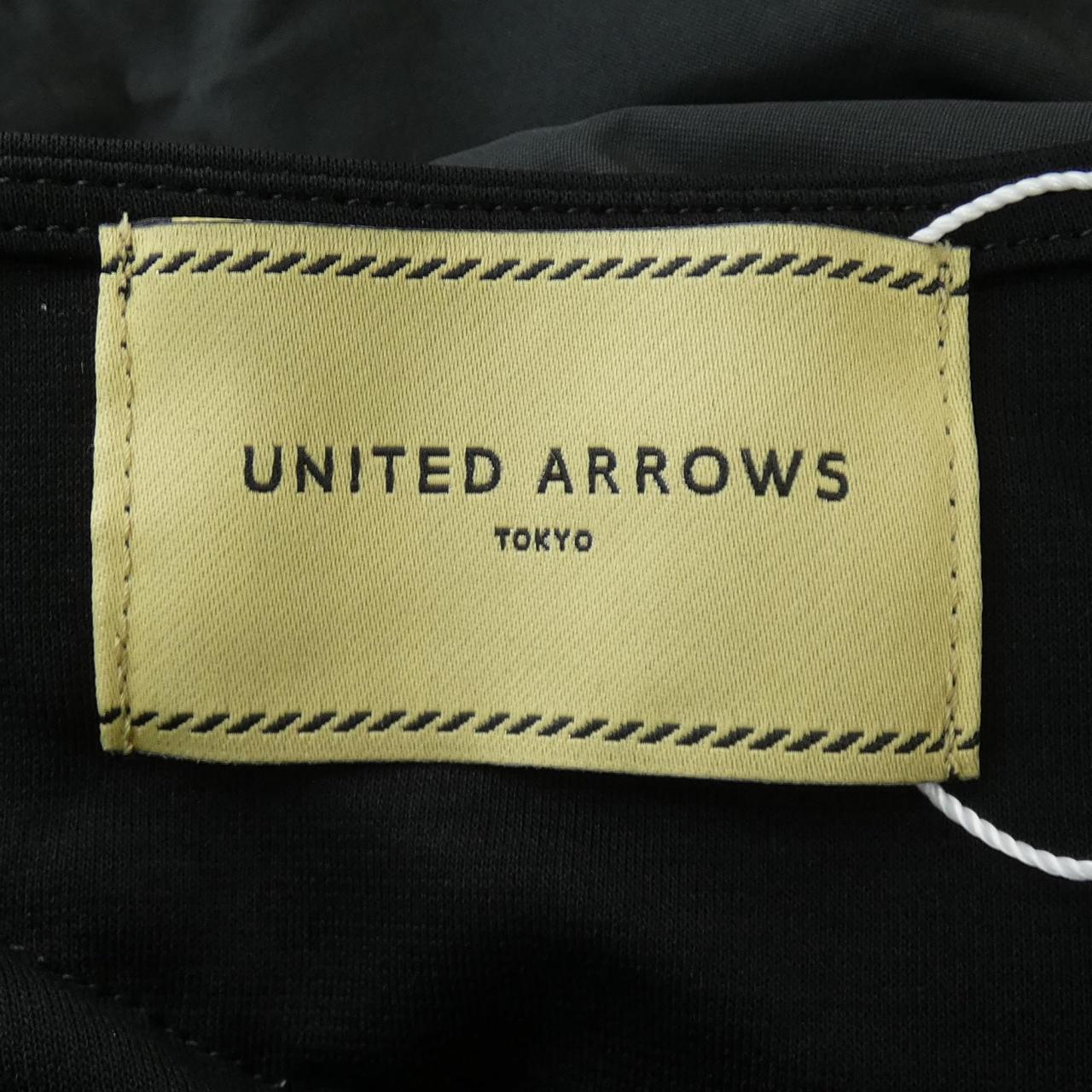 ユナイテッドアローズ UNITED ARROWS トップス