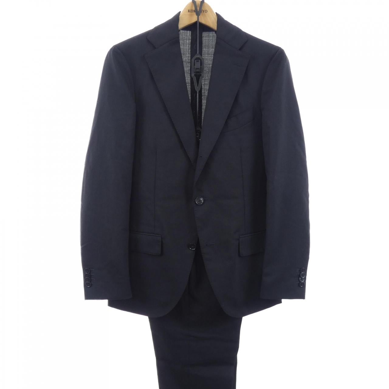 ラルディーニ LARDINI スーツ