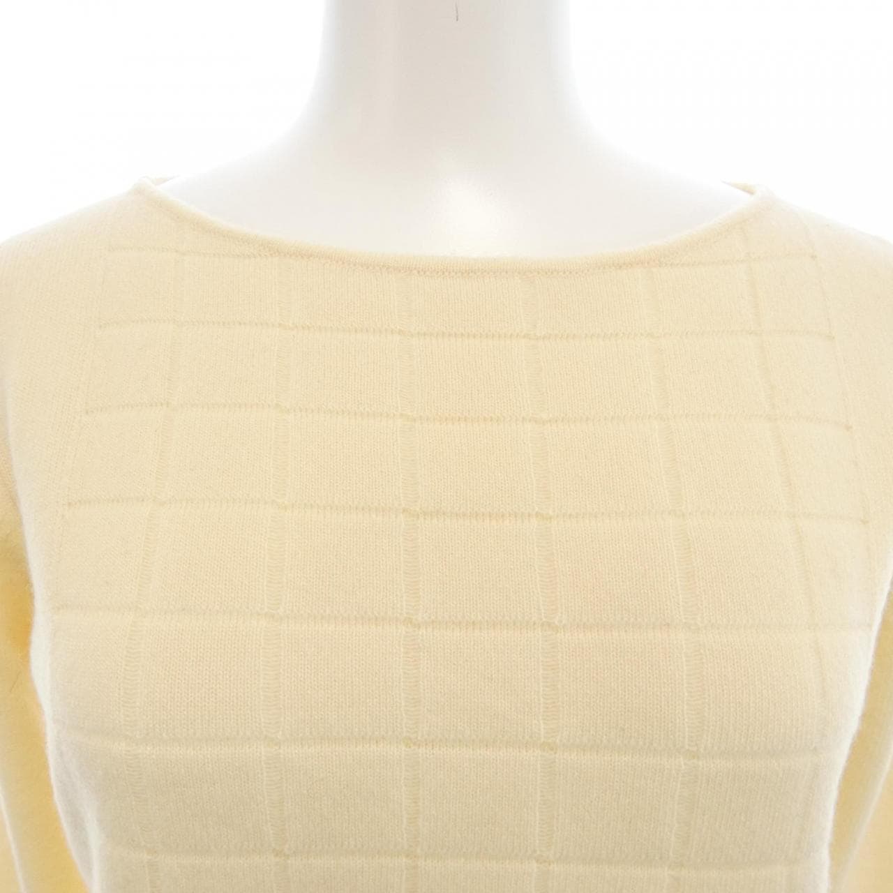 シャネル CHANEL P16726V00874 01C ニット