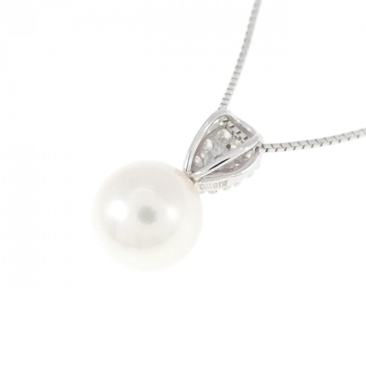 K18WG Akoya pearl necklace 6.8mm