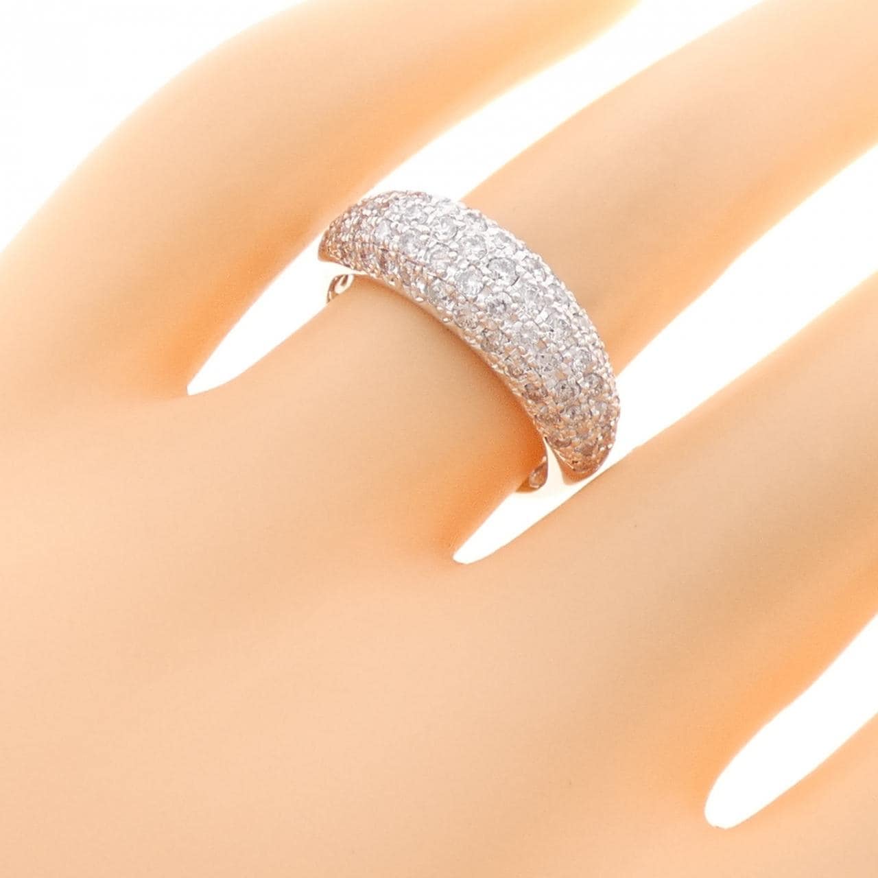 K18WG 密镶钻石戒指 1.00CT
