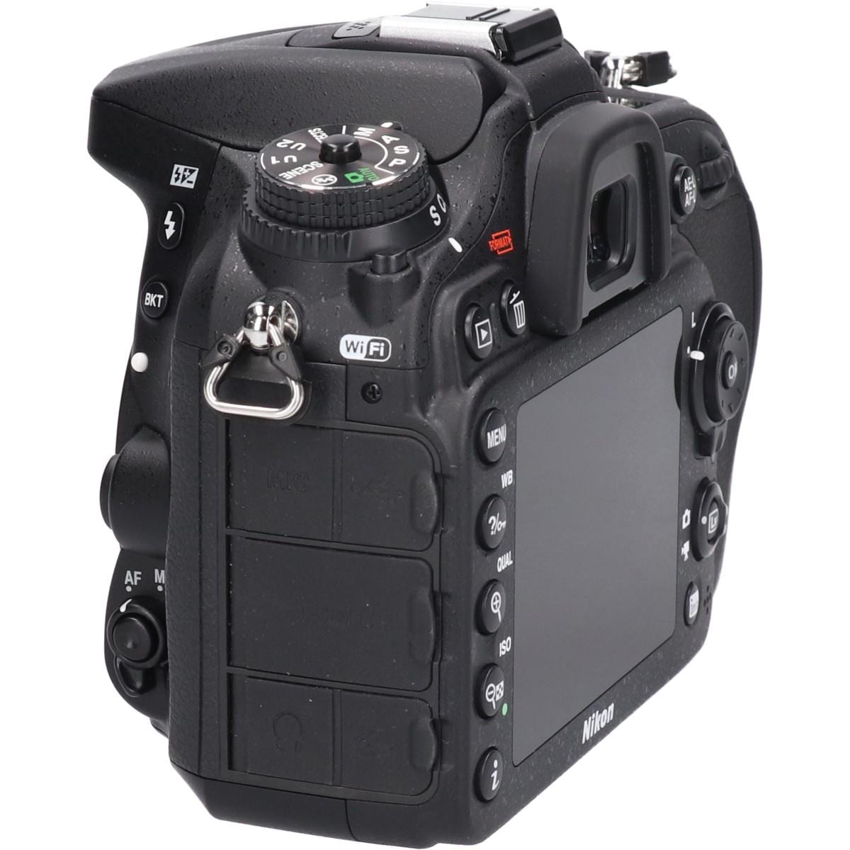 D7200