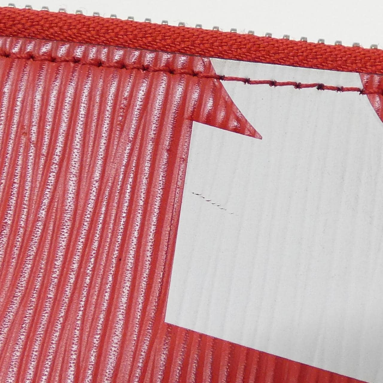 ルイヴィトン エピ(SUPREME) ポシェット ジュール GM M67722 クラッチバッグ