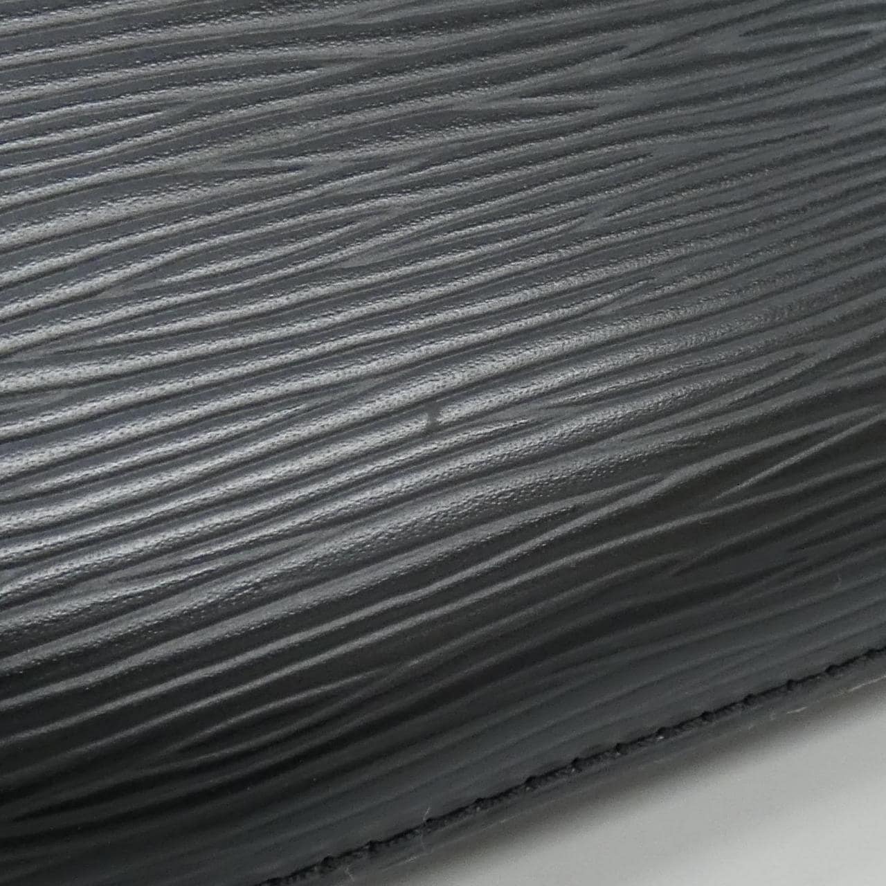 ルイヴィトン エピ ネオ ノエ M54366 ショルダーバッグ