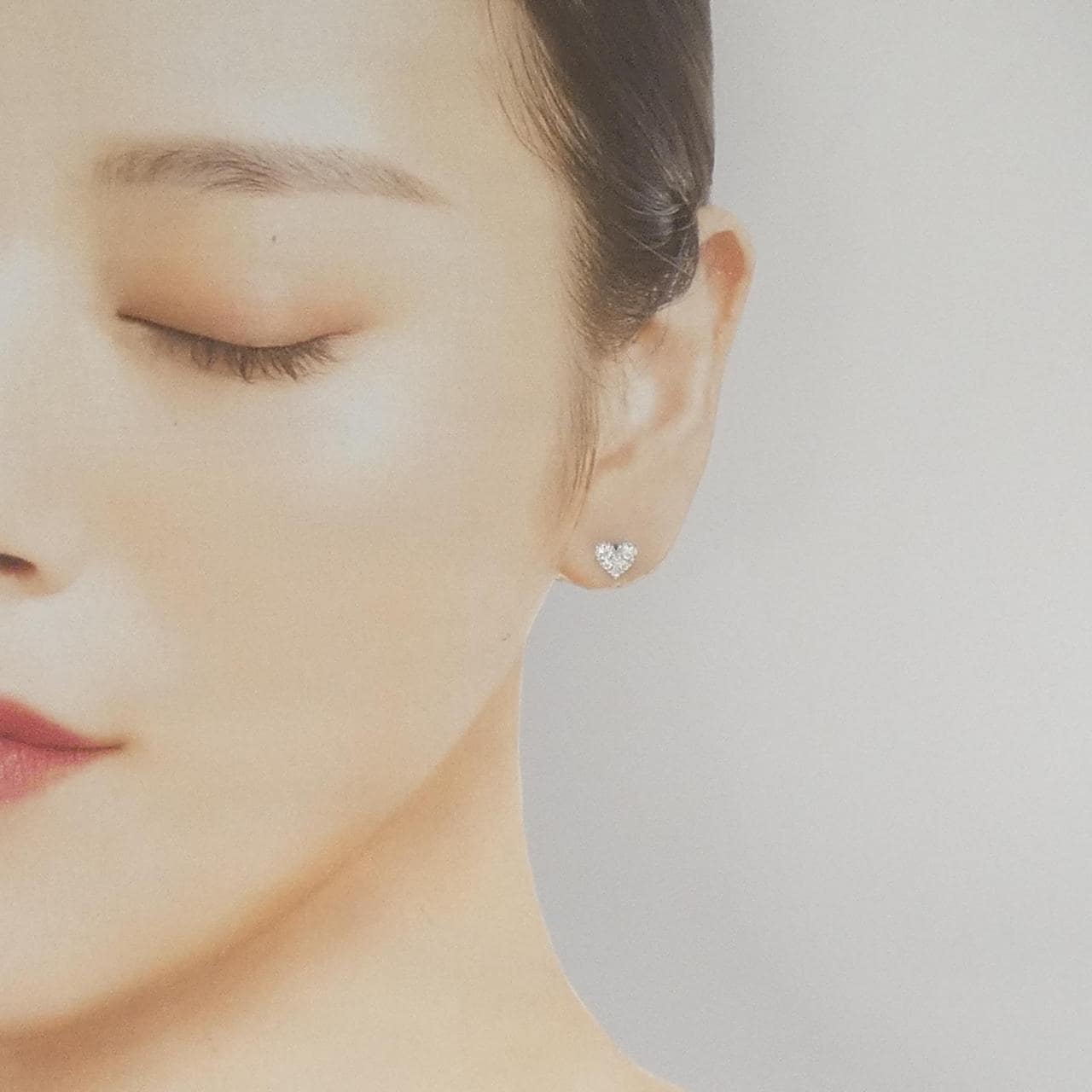 K18WG ハート ダイヤモンド ピアス