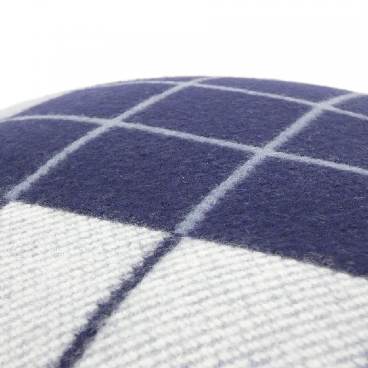 エルメス アヴァロン3 52×52 102666M クッション