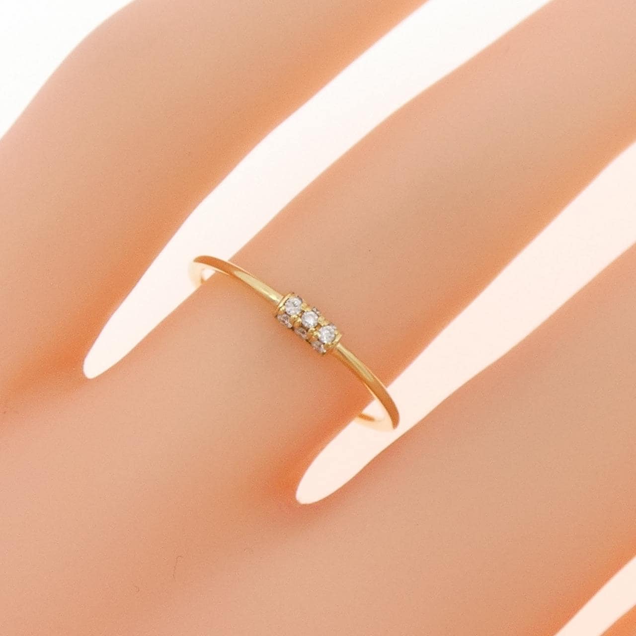 アーカー ホワイトナイトファイン リング 0.05CT