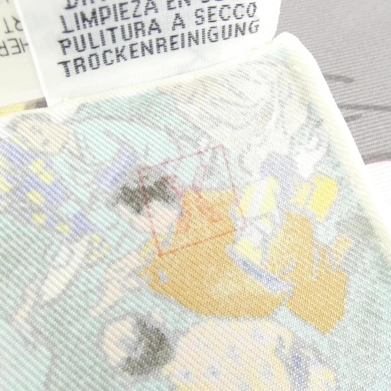 エルメス LES ARTISANSD`S HERMES カレ 003335S スカーフ