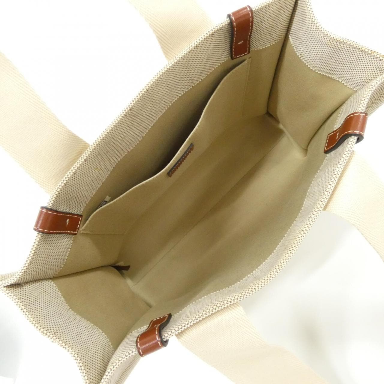 クロエ ウッディー ミディアム トート CHC21US383 E66 バッグ