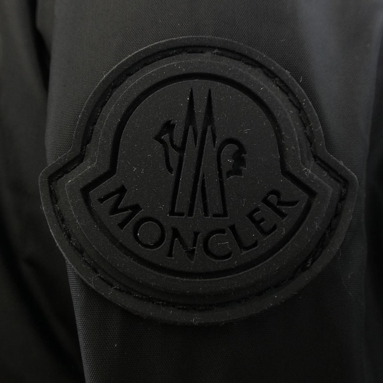 MONCLER蒙克勒羽绒服