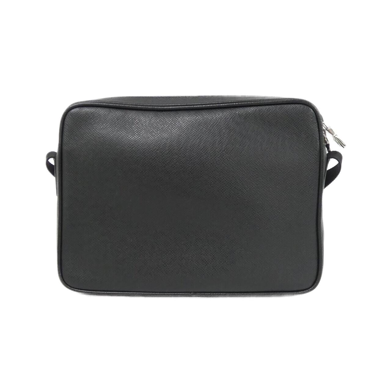 ルイヴィトン タイガ アウトドア メッセンジャー PM M33435 ショルダーバッグ