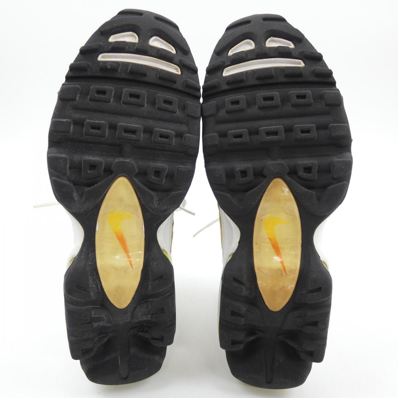 ナイキ NIKE スニーカー
