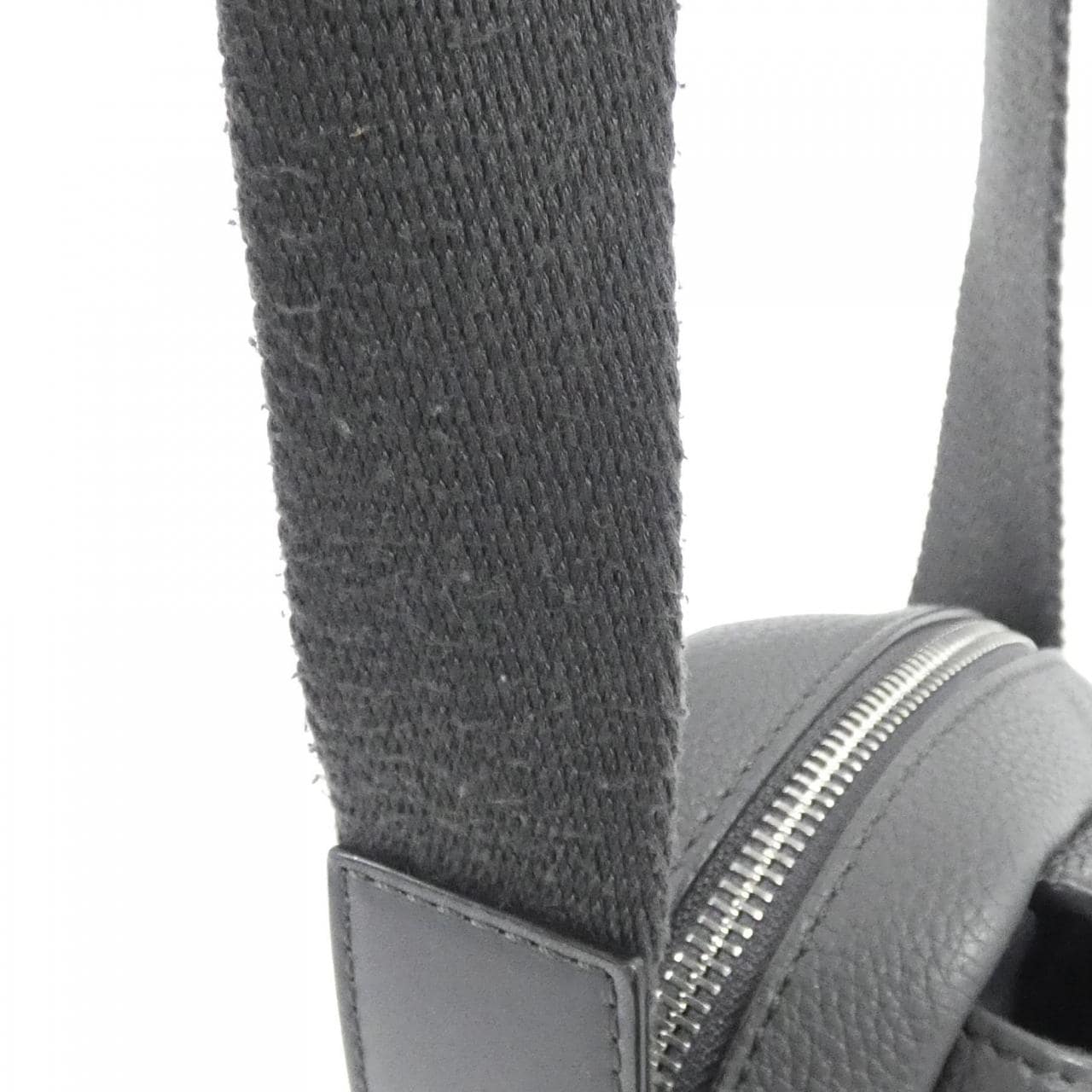 ロエベ ミリタリー クロス ボディ XS B553P59X01 ショルダーバッグ