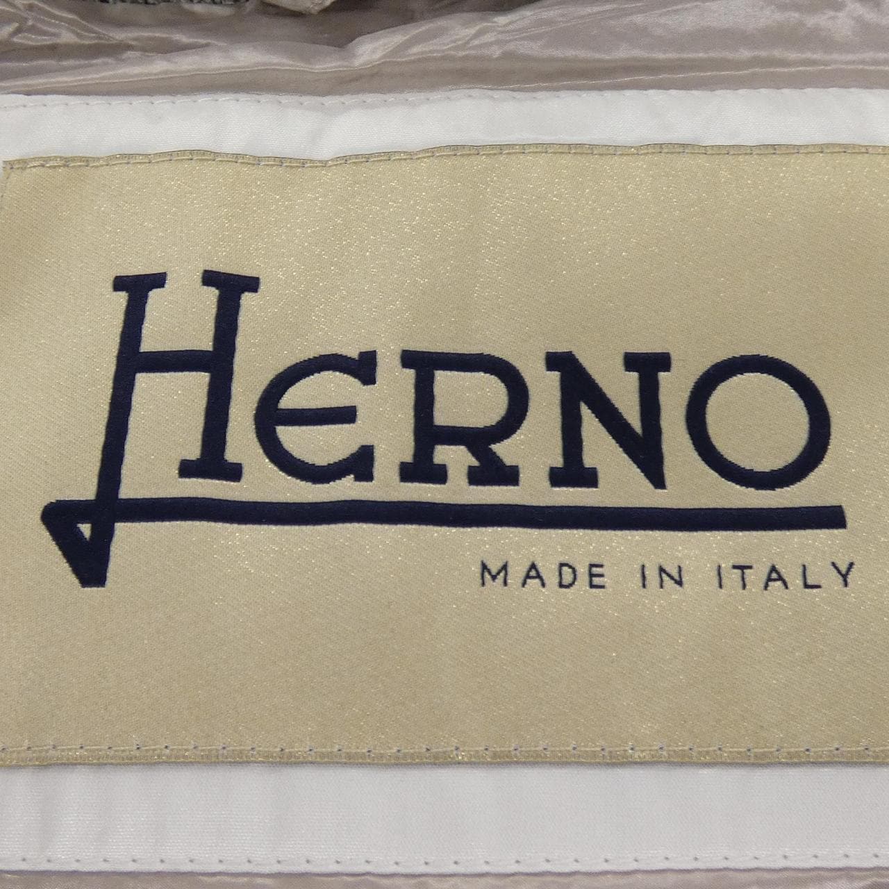 ヘルノ Herno PI0026DNW ダウンベスト