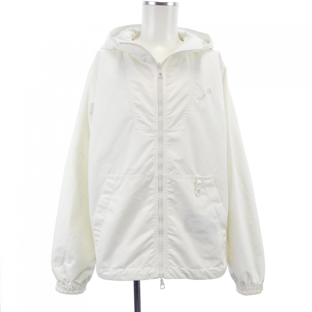 ルイヴィトン LOUIS VUITTON モノグラムリバーシブルナイロンウインドブレーカー HLB46WMO6 ジャケット