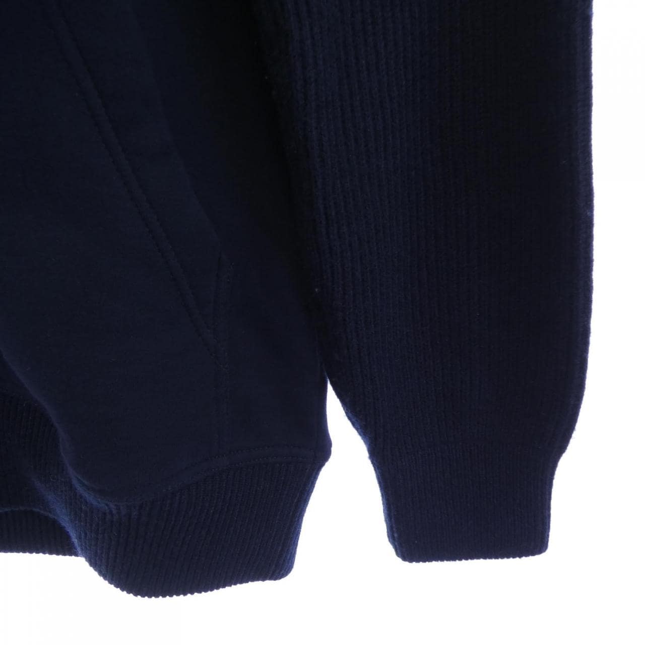 ブルネロクチネリ BRUNELLO CUCINELLI パーカー