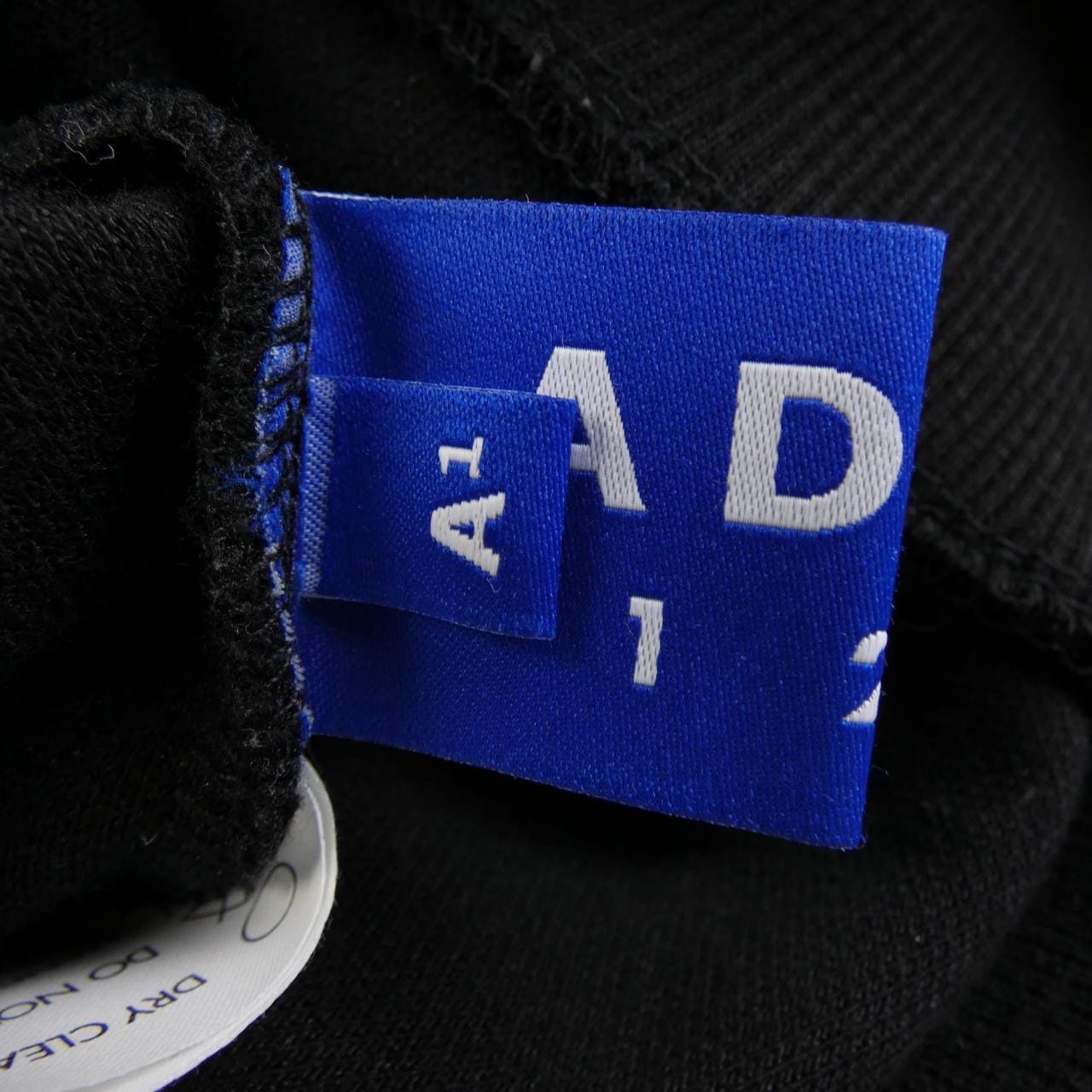 メゾンキツネ MAISON KITSUNE ADERERROW パーカー