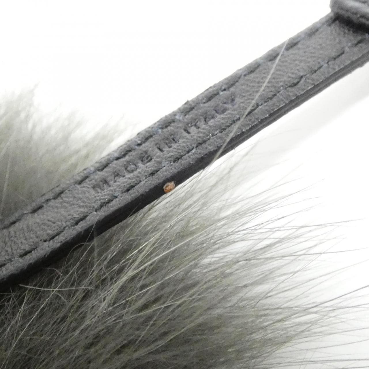 フェンディ 7AR259 6GW バッグチャーム