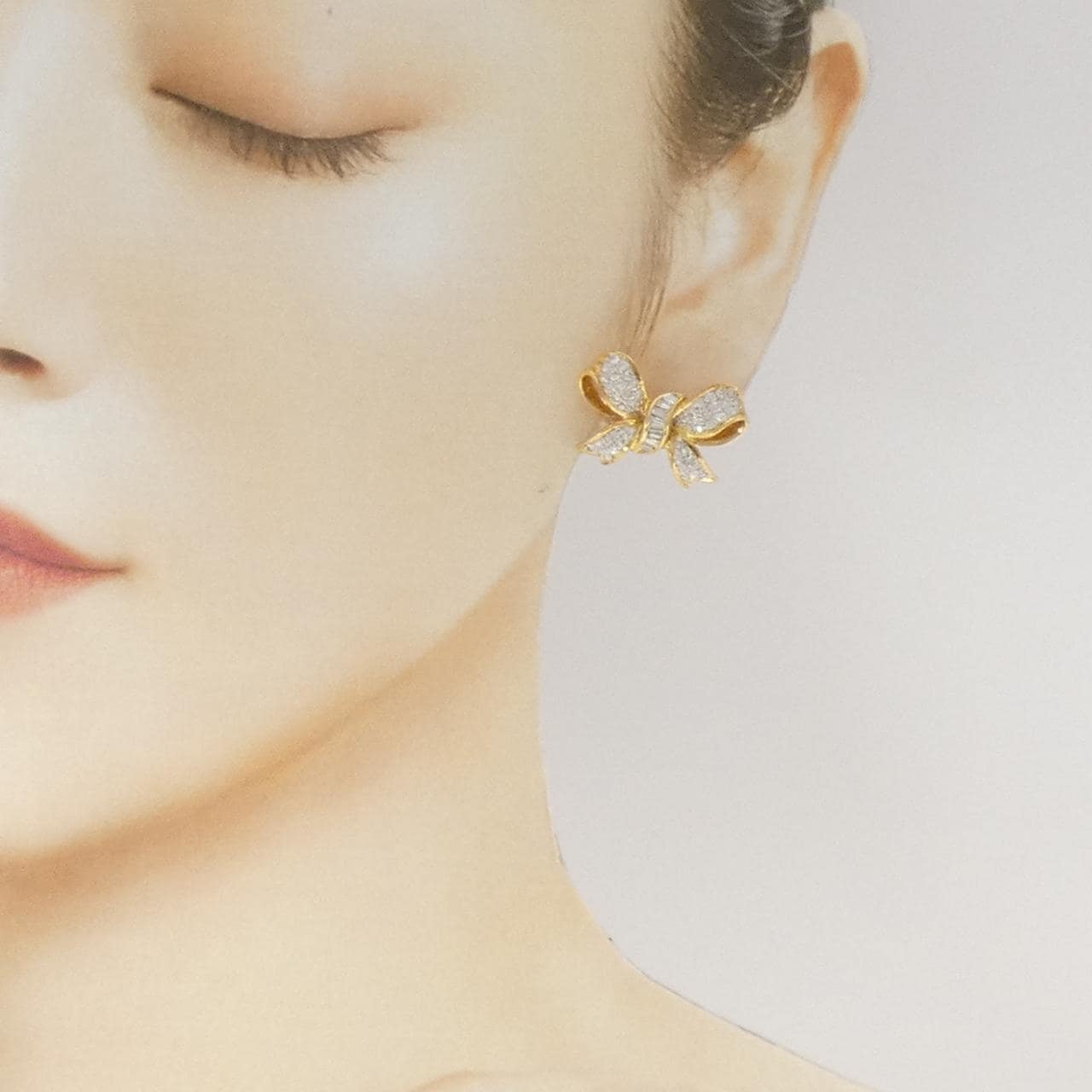 K18YG/K18WG リボン ダイヤモンド ピアス 1.68CT