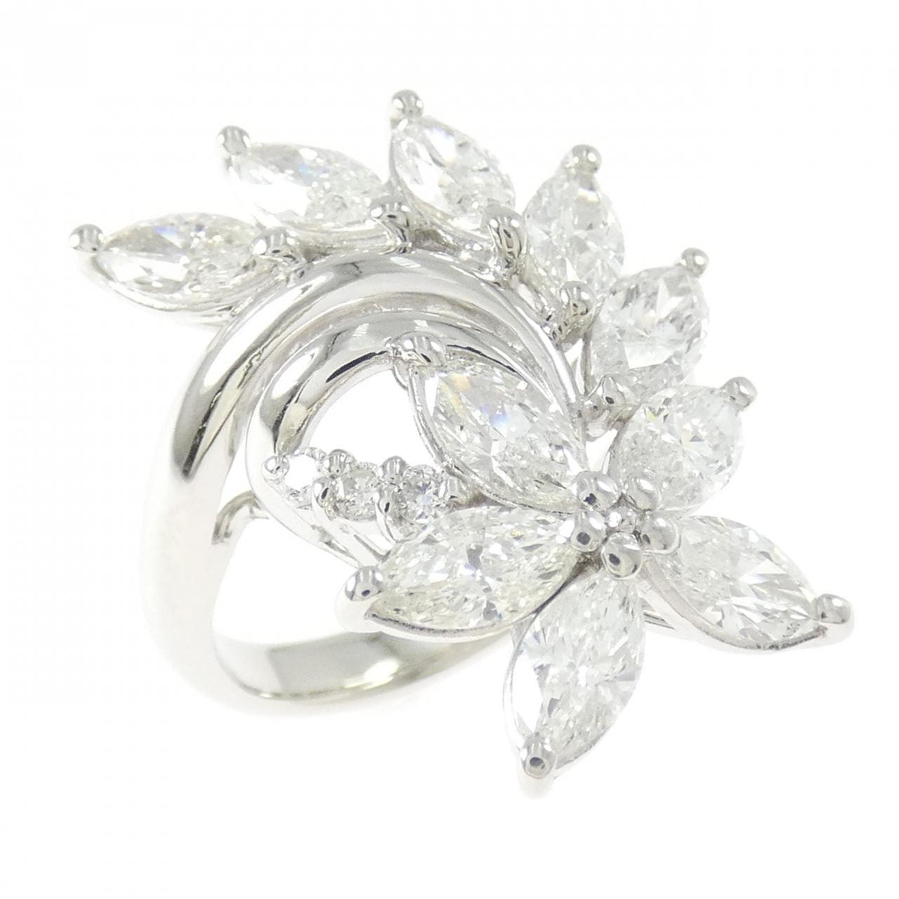 PT900 フラワー ダイヤモンド リング 2.48CT