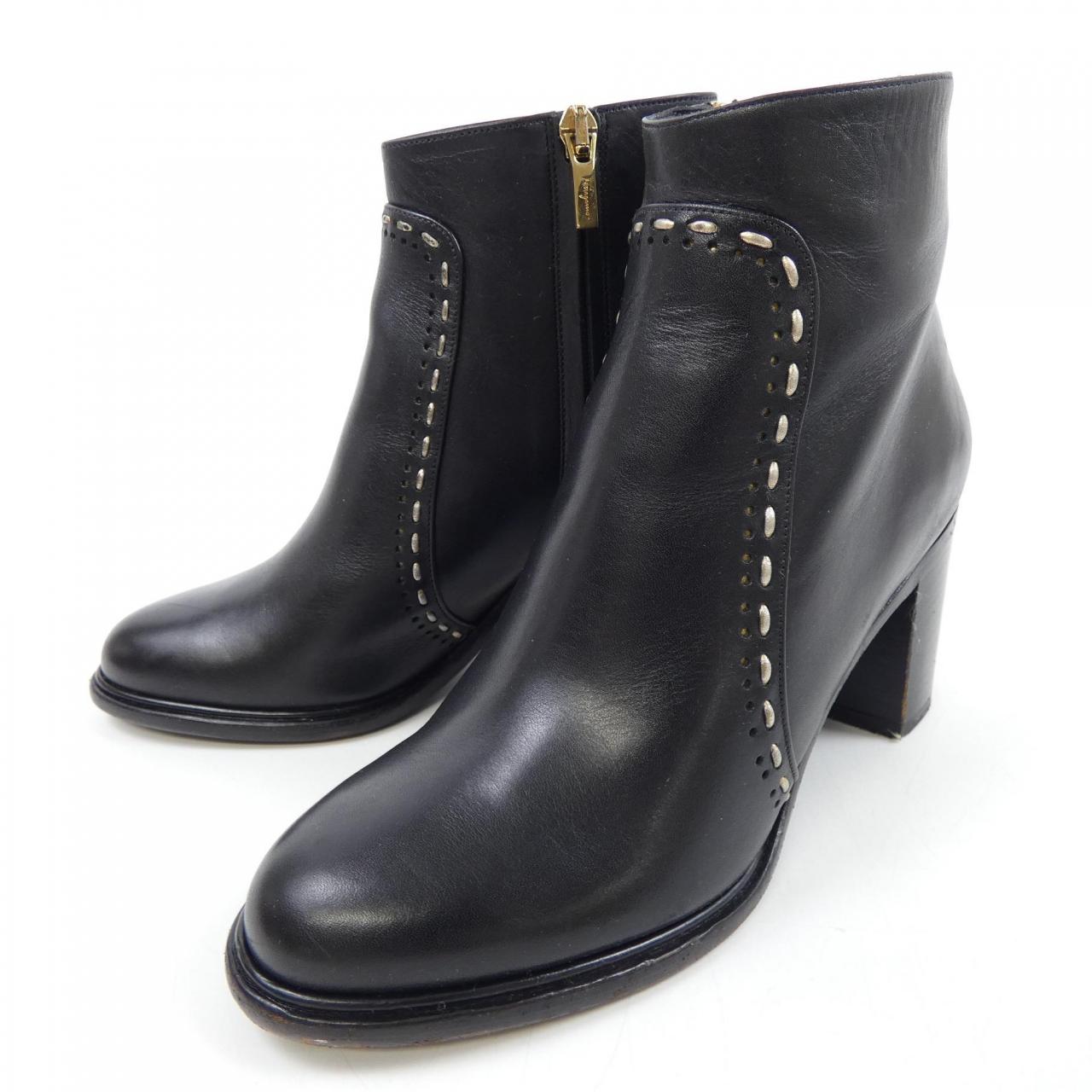 サルヴァトーレフェラガモ SALVATORE FERRAGAMO ブーツ