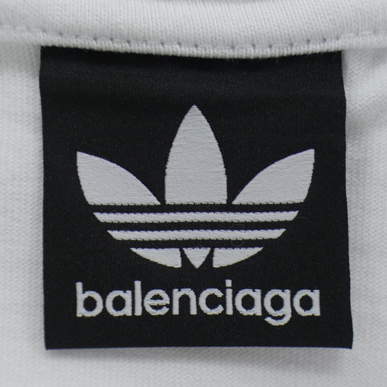 バレンシアガ BALENCIAGA ADIDAS 723976 TNVN8 Tシャツ