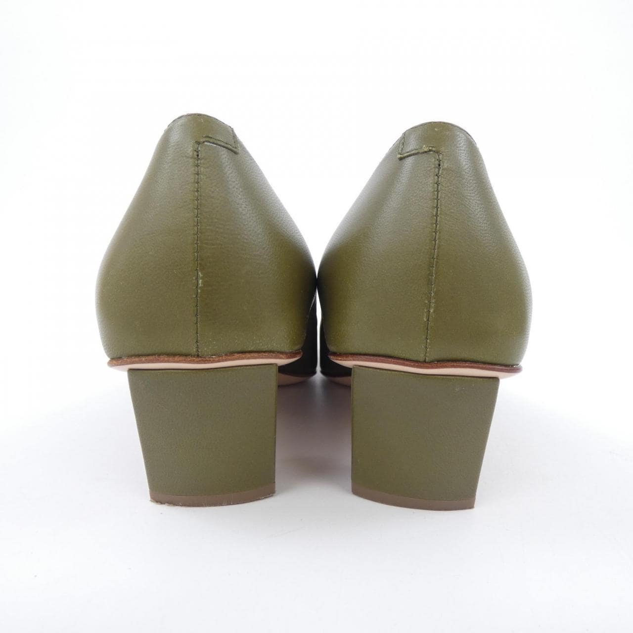 ロジェヴィヴィエ ROGER VIVIER パンプス