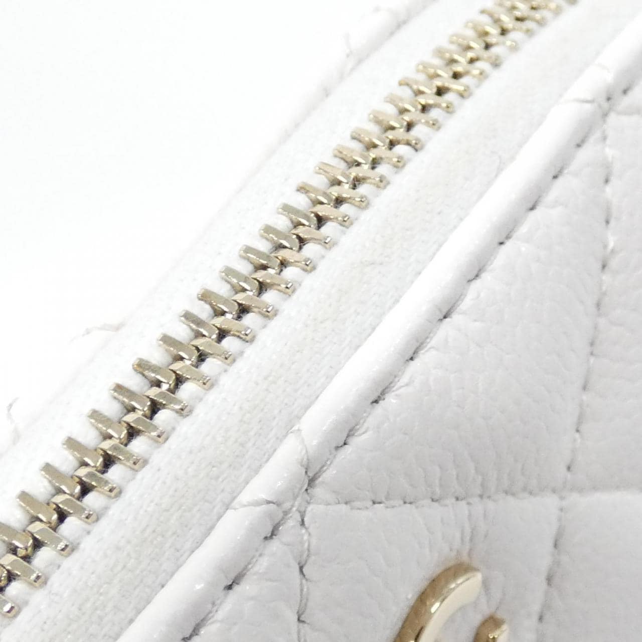 シャネル タイムレスクラシック ライン AP4000 チェーンクラッチ