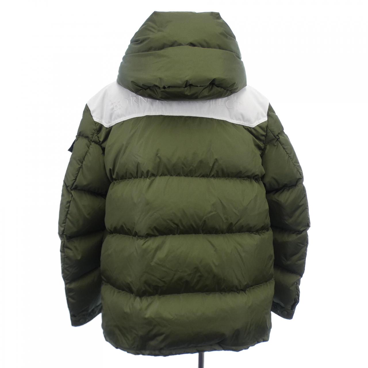 モンクレール MONCLER ダウンジャケット