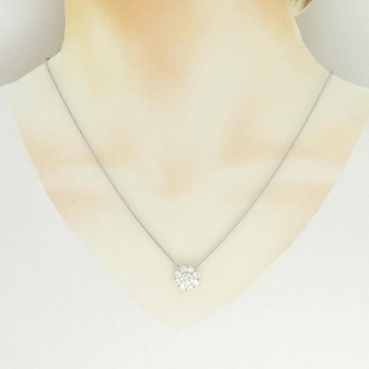 PT900/PT850 フラワー ダイヤモンド ネックレス 0.726CT M VS2 VG