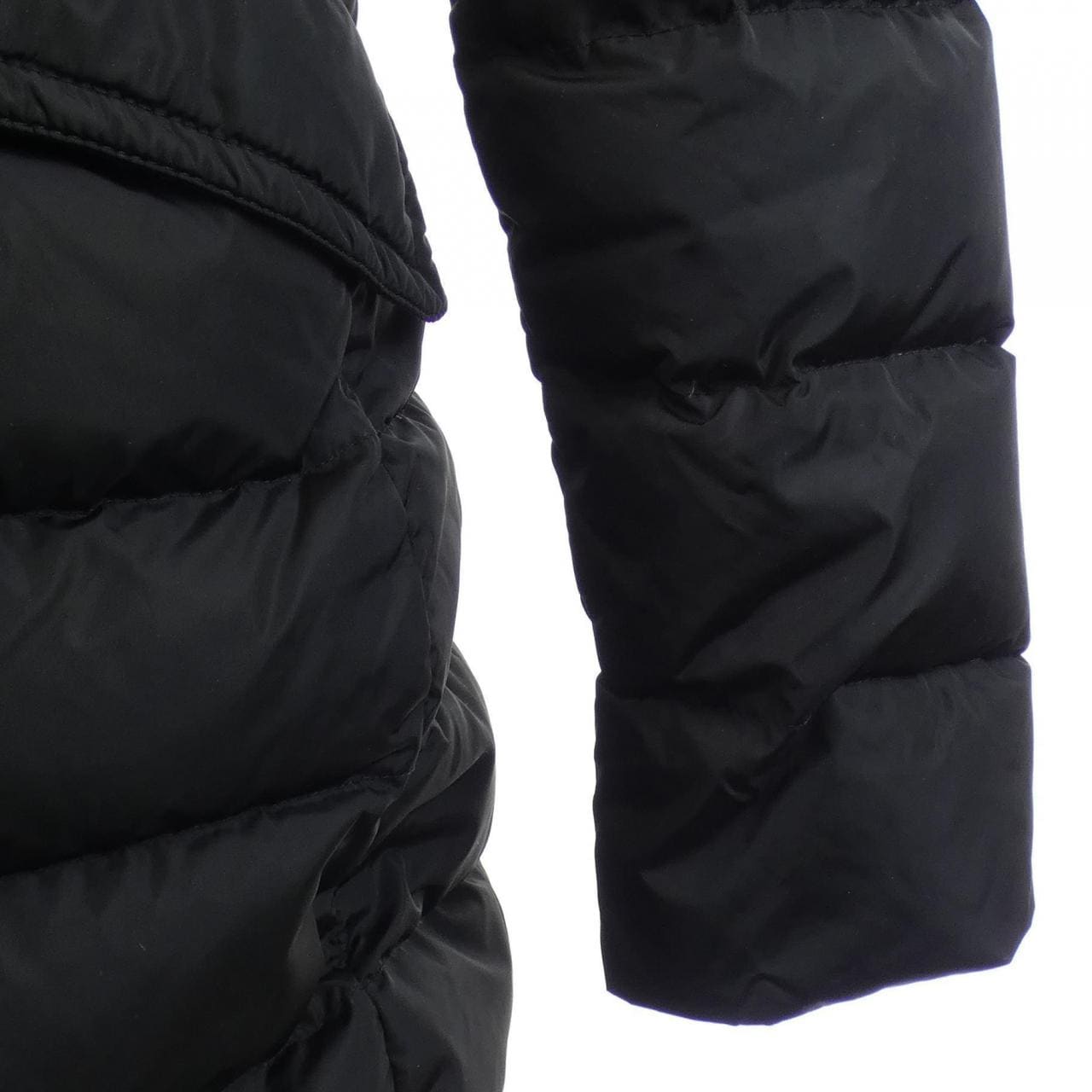 MONCLER GRIVE羽绒服