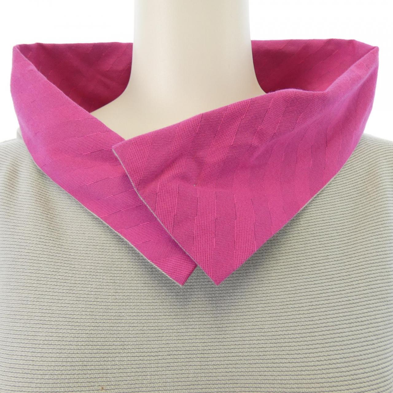 イッセイミヤケ ISSEY MIYAKE IM84KK708 ニット
