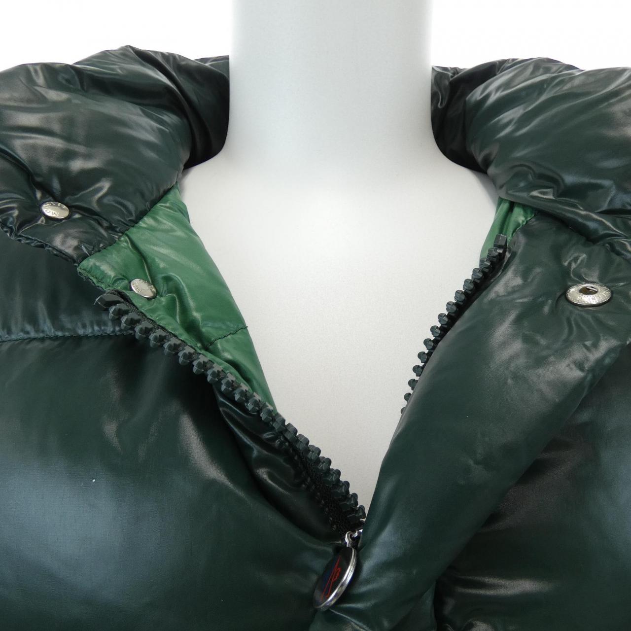 モンクレール MONCLER 41310/55 ダウンジャケット