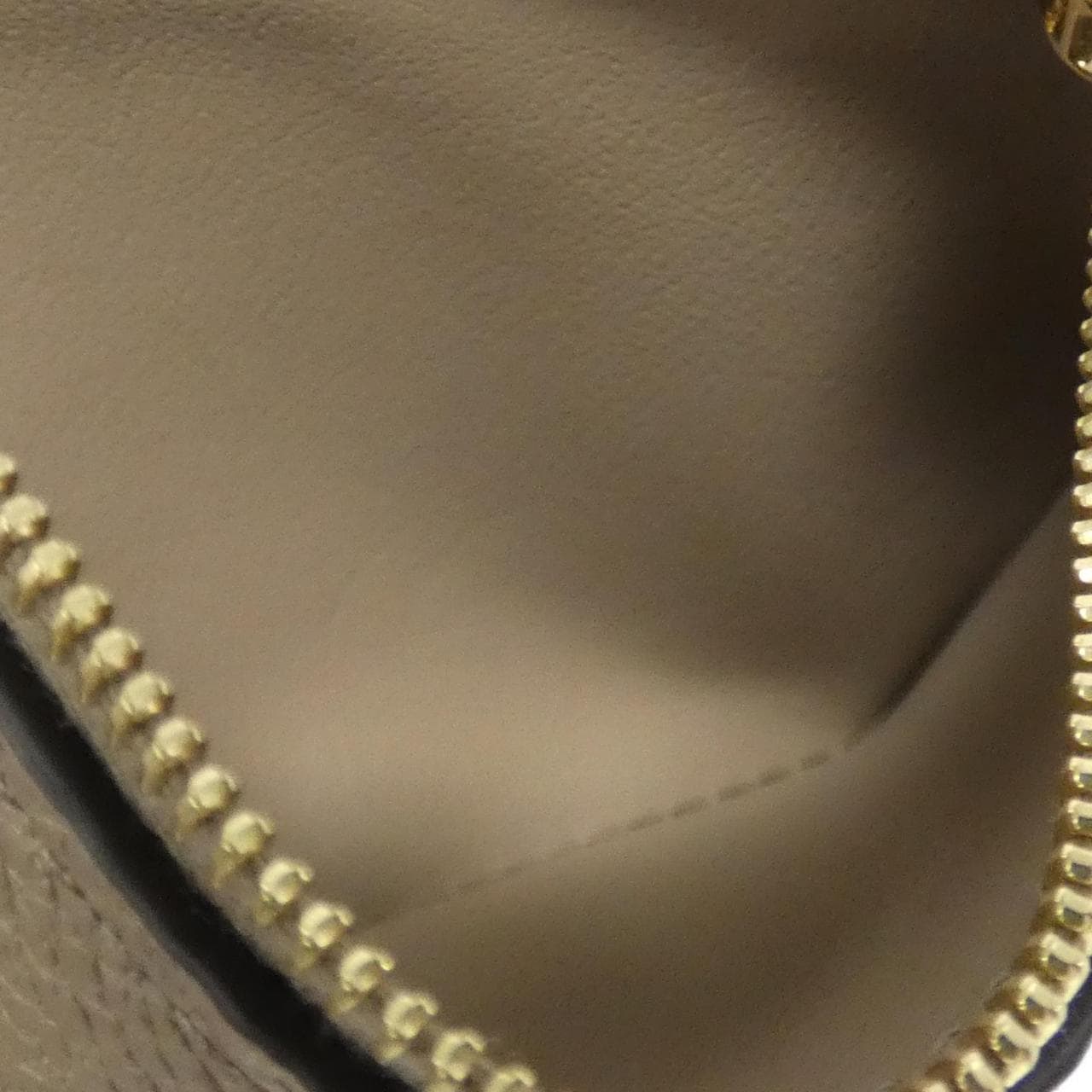 LOUIS VUITTON雙色Monogram Empreinte Portefeuille Victorine M81861 皮夾