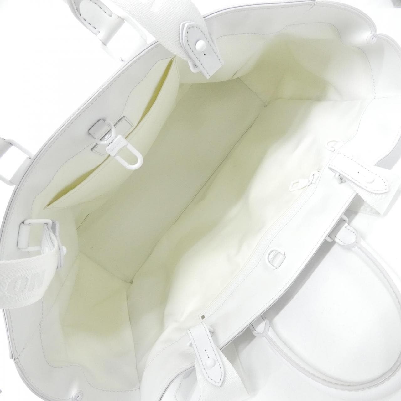 ルイヴィトン LVオーナメント サック プラ M21841 バッグ