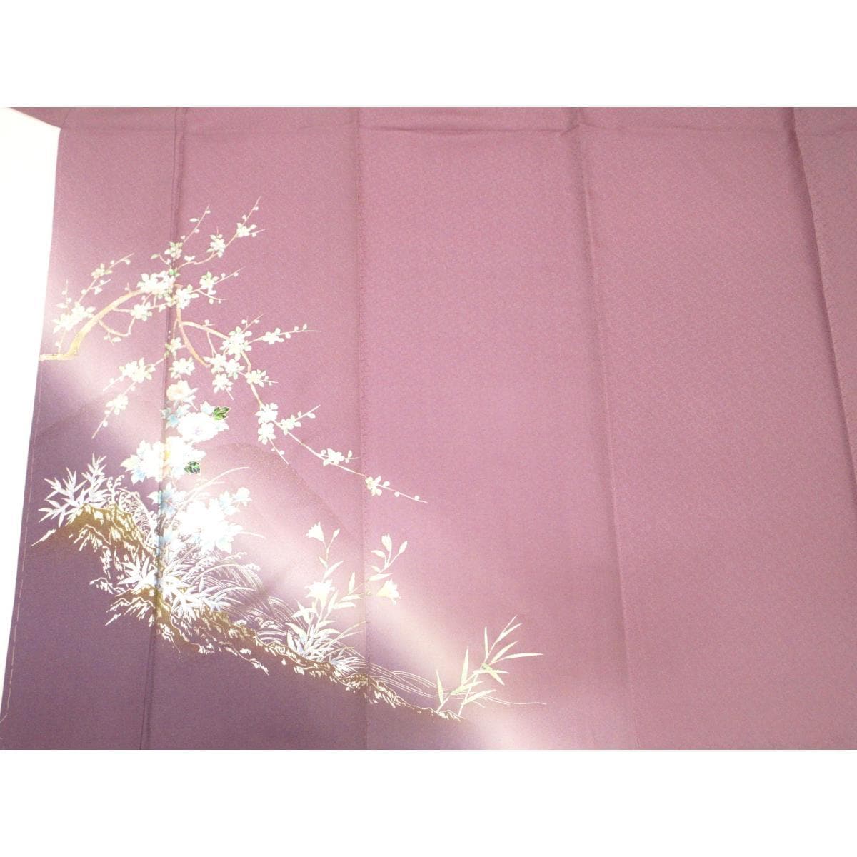 [Unused items] Visiting Kimono by Fujimoto Takashi with Mother-of-Pearl and Gold Yuzen