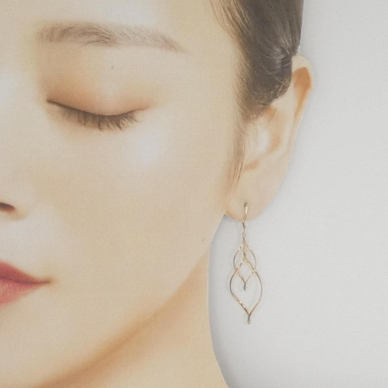 ココシュニック K10YG イヤリング