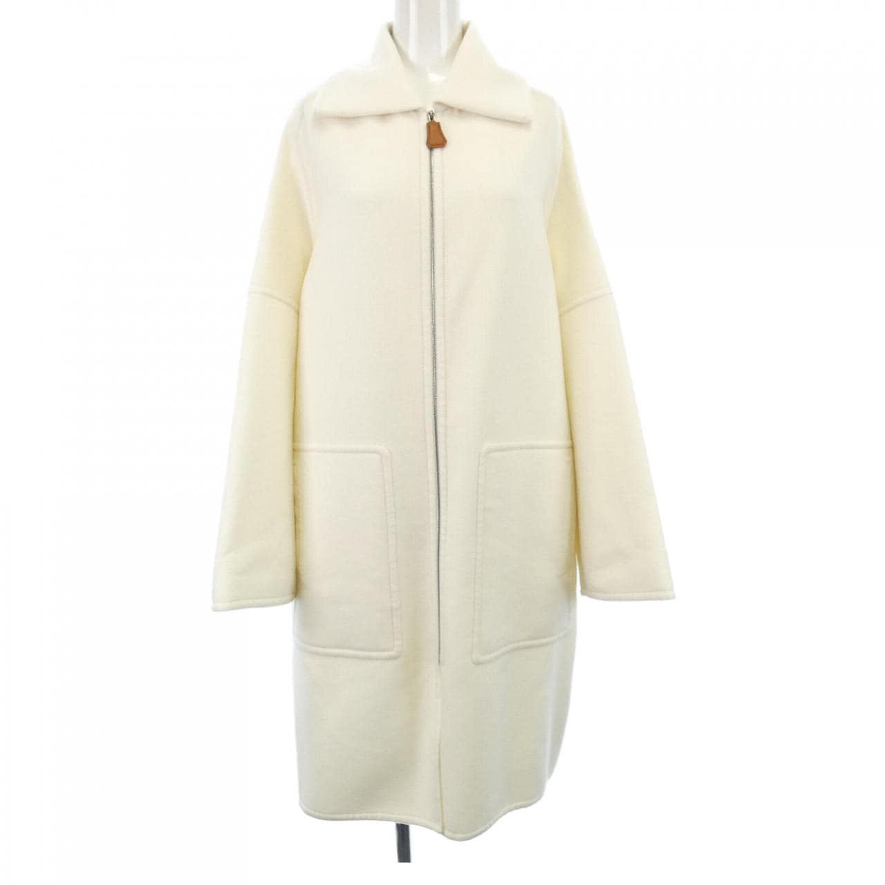 エルメス HERMES *86-7111. コート