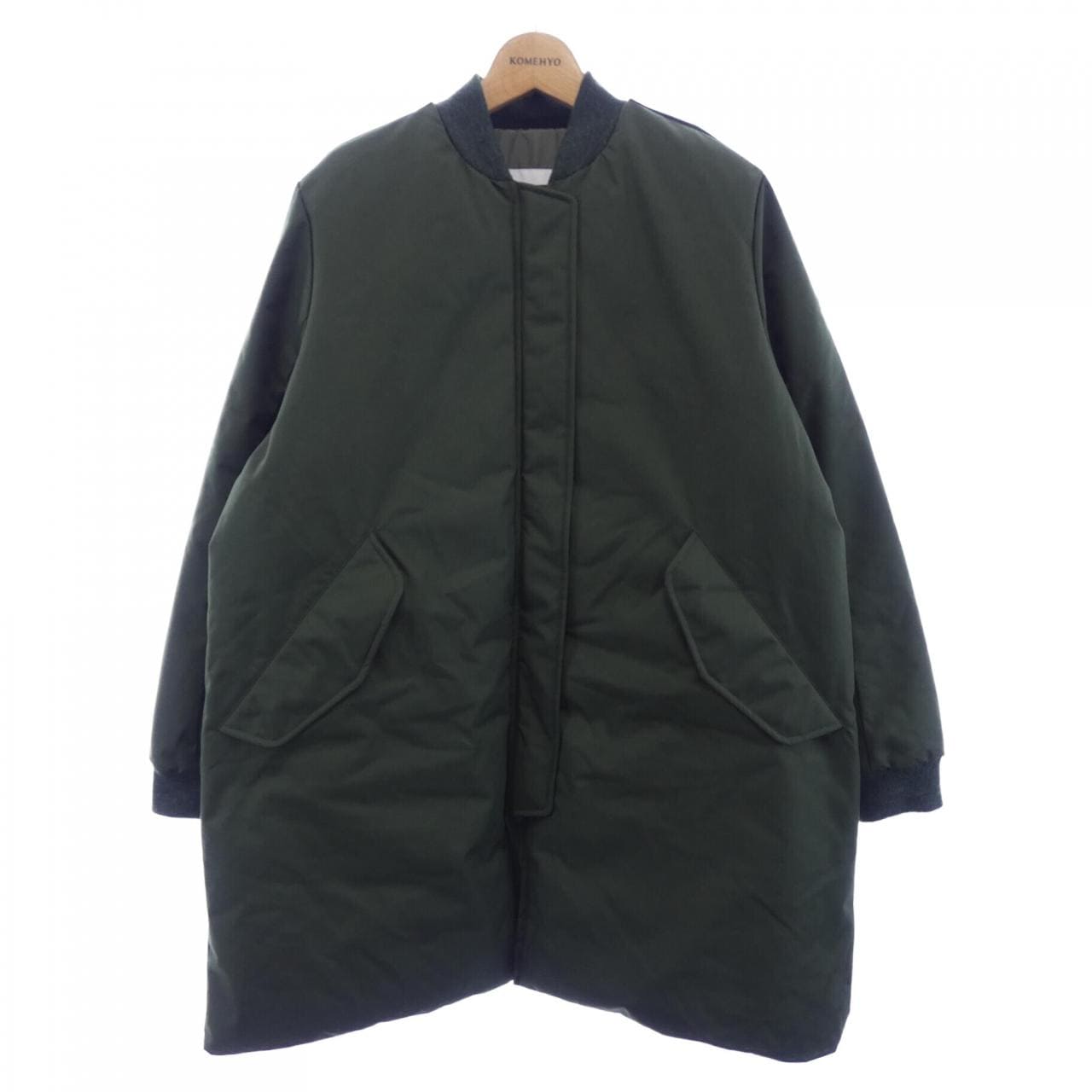ピレネックス PYRENEX HWU035 ダウンジャケット