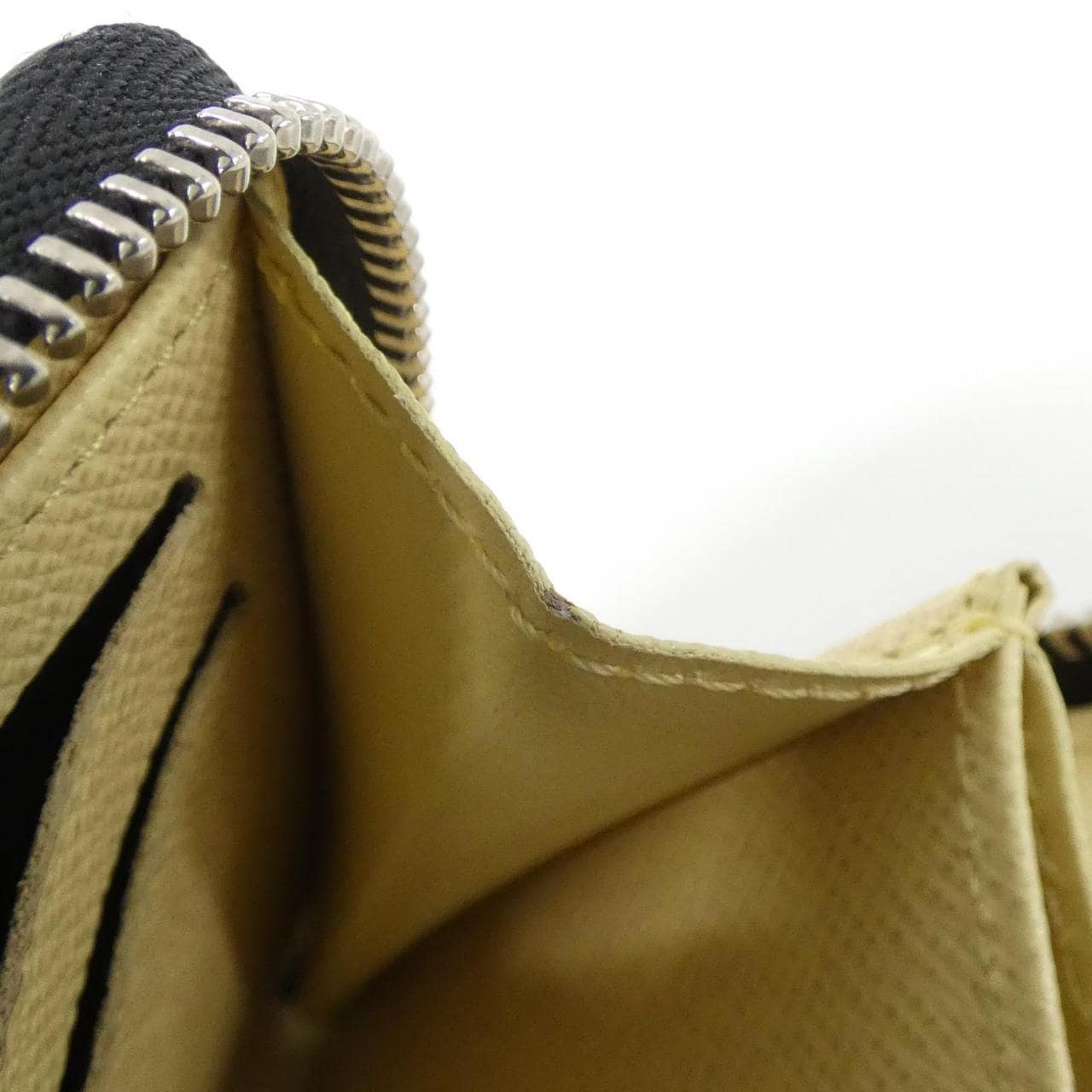 ルイヴィトン モノグラム LVポップ ジッピー コインパース M68663 コインケース