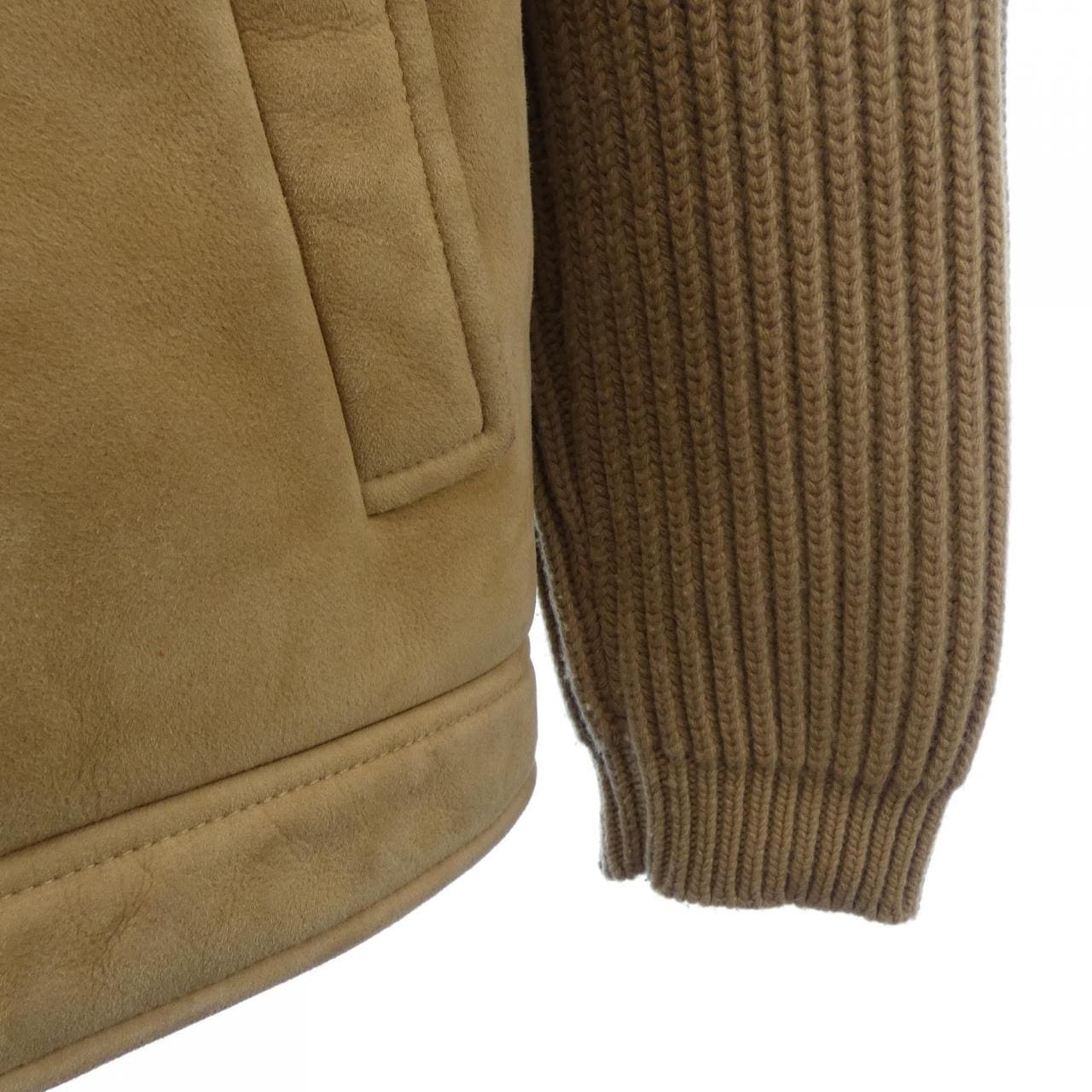 プラダ PRADA UPW435 S222 ムートンジャケット