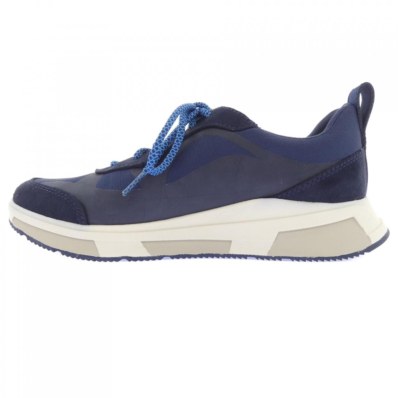 fitflop スニーカー