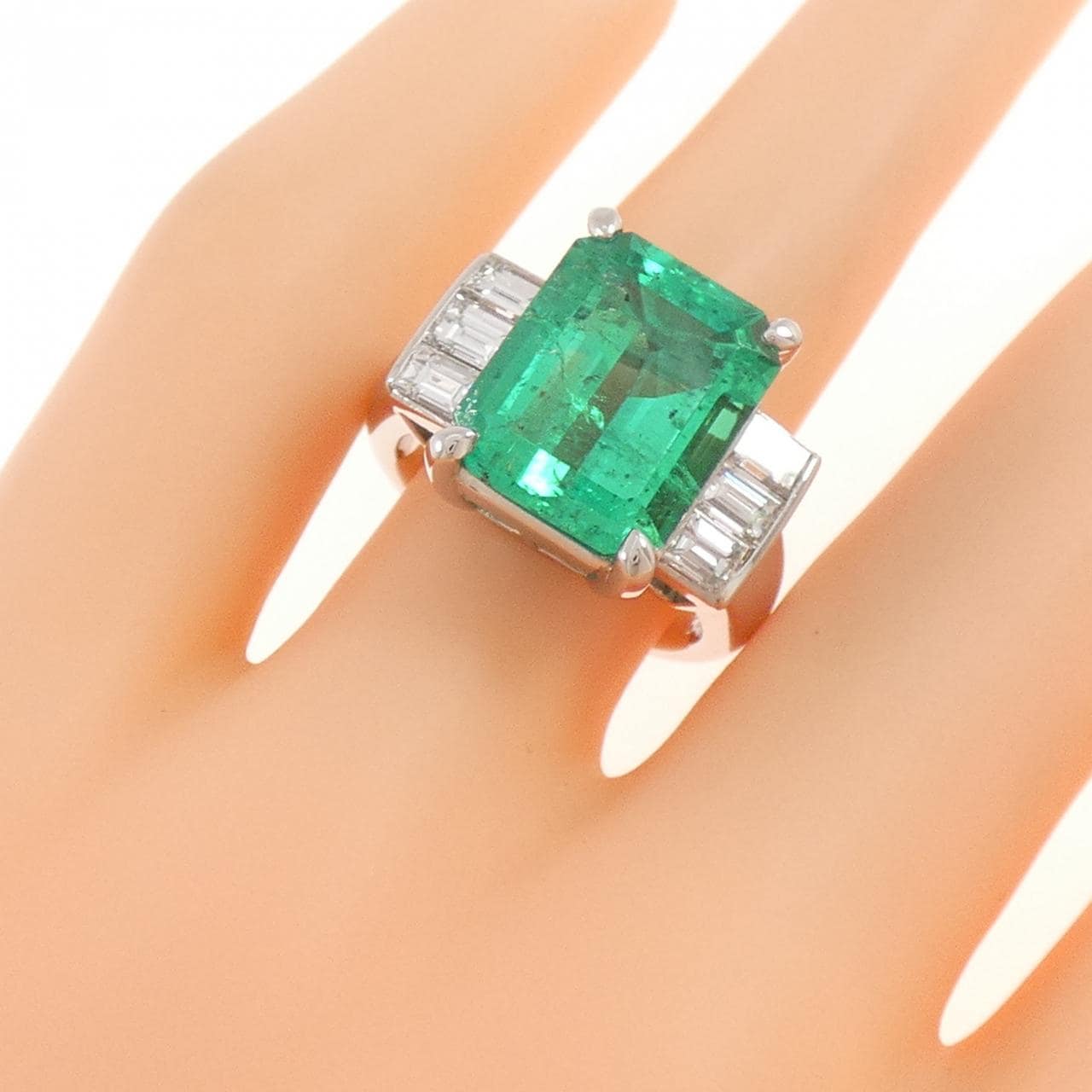 PT900 エメラルド リング 5.58CT コロンビア産